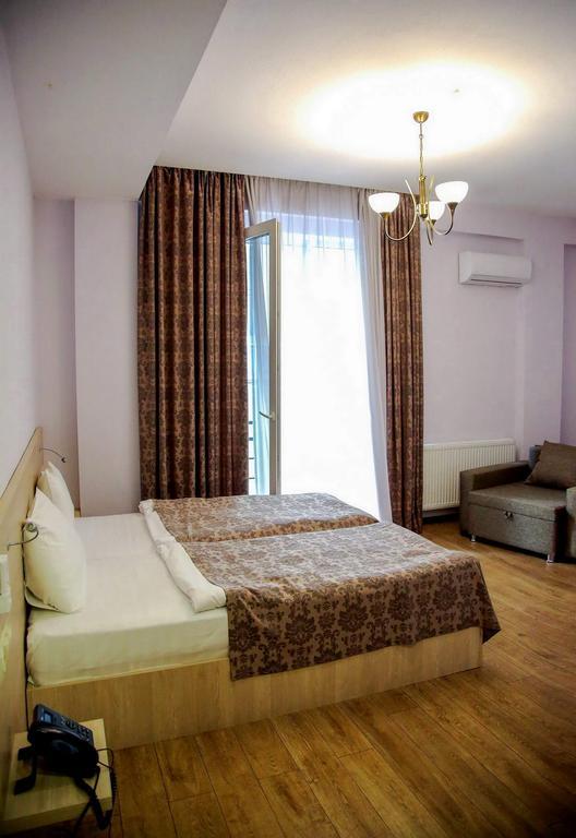 Hotel Feri Tbilisi Eksteriør billede