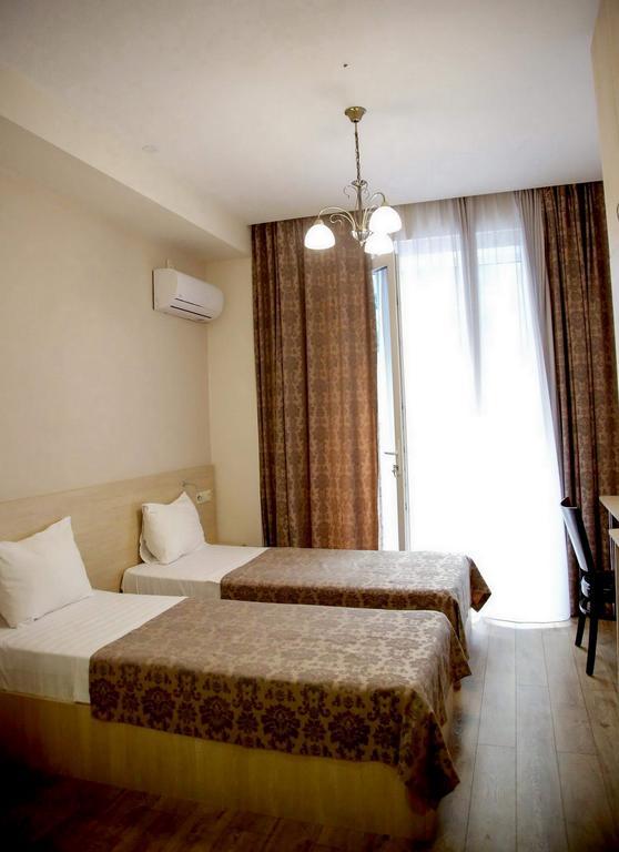 Hotel Feri Tbilisi Eksteriør billede