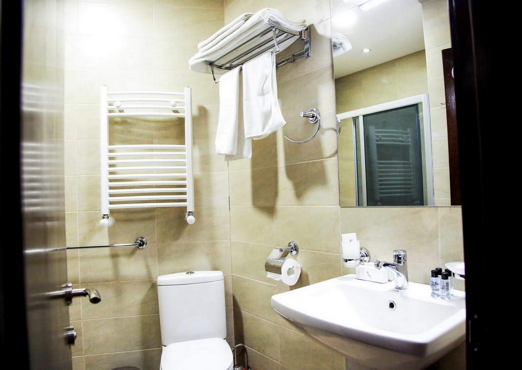 Hotel Feri Tbilisi Eksteriør billede