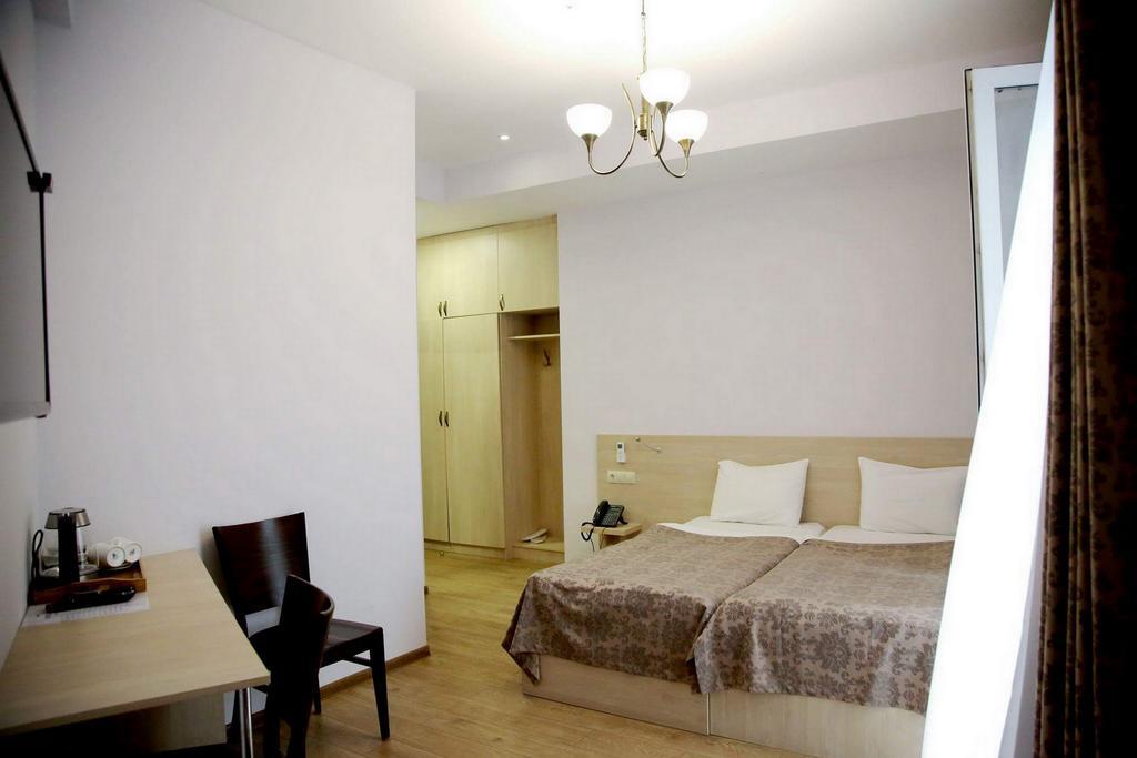 Hotel Feri Tbilisi Eksteriør billede