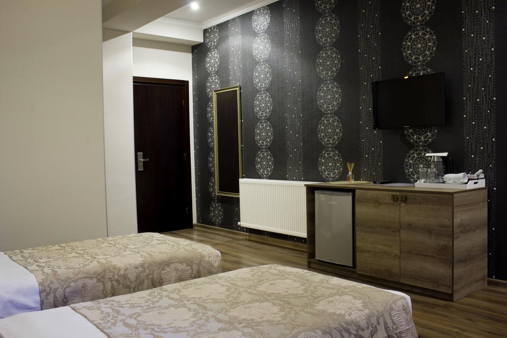 Hotel Feri Tbilisi Eksteriør billede